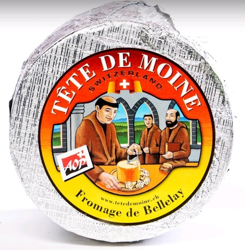 Сыр Real Swiss Cheese Тет-де-Муан 52% (0.9 кг) Веста 